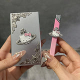 New Butane Gas Lighter DIY Hello Kitty Cigarette Box Inflatable Lighter Compact and High Beauty Creative Gift for Boyfriend Flames Vault
